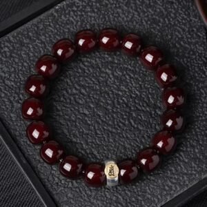 Ten-year-old Bodhi root bracelet, play with Buddhist beads, play with the twelve zodiac guardian beads, play with Buddhist beads, luck bracelet