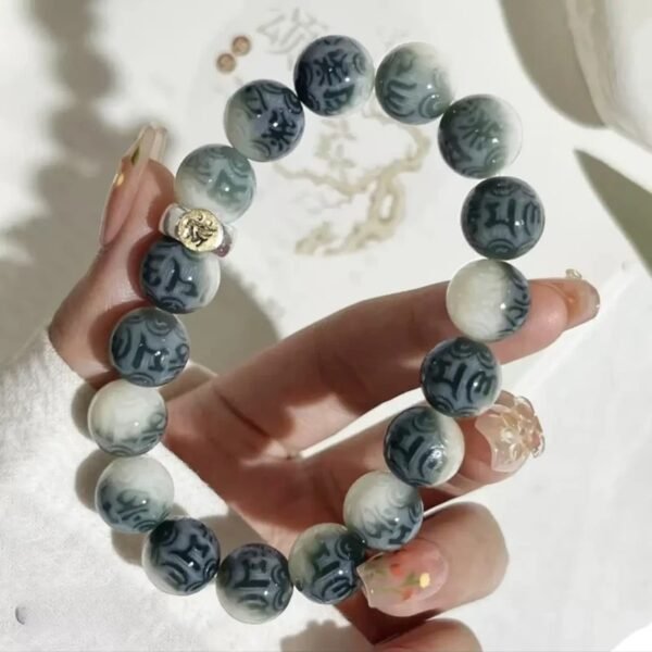 [Zodiac] Bodhi bracelet for the Year of the Snake, a must-have with a six-character motto, light-sensitive and color-changing, for boys and girls to hold in their hands.