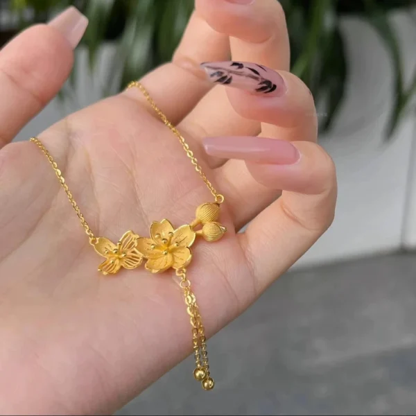 Copper alloy double-flower necklace, new Chinese style tassel jewelry, adjustable 40+5cm collarbone chain, no-fade unisex necklace, JIN BAI ZHENG brand, hypoallergenic cultural accessory, lightweight daily wear, sustainable materials, affordable luxury, artisan crafted, positive energy jewelry, modern minimalist style, special occasion gift, holistic wellness accessory, elegant packaging.