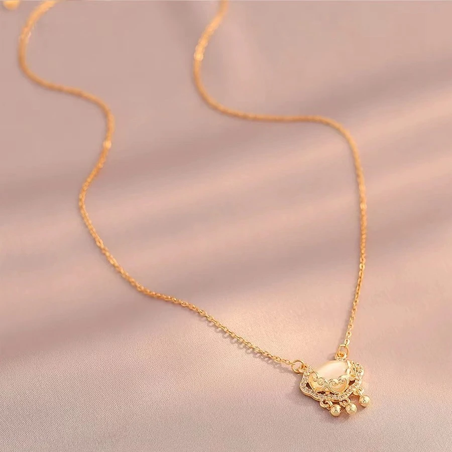 Copper alloy gourd necklace, Chinese style turning luck jewelry, adjustable 40+5cm chain, fade-proof collarbone necklace, JIN BAI ZHENG brand, light luxury women's accessory, hypoallergenic necklace, symbolic gift idea, versatile daily wear, sustainable materials, affordable elegance, artisan crafted, positive energy accessory, modern feminine style, special occasion gift, holistic wellness jewelry, cultural inspired design, elegant packaging.