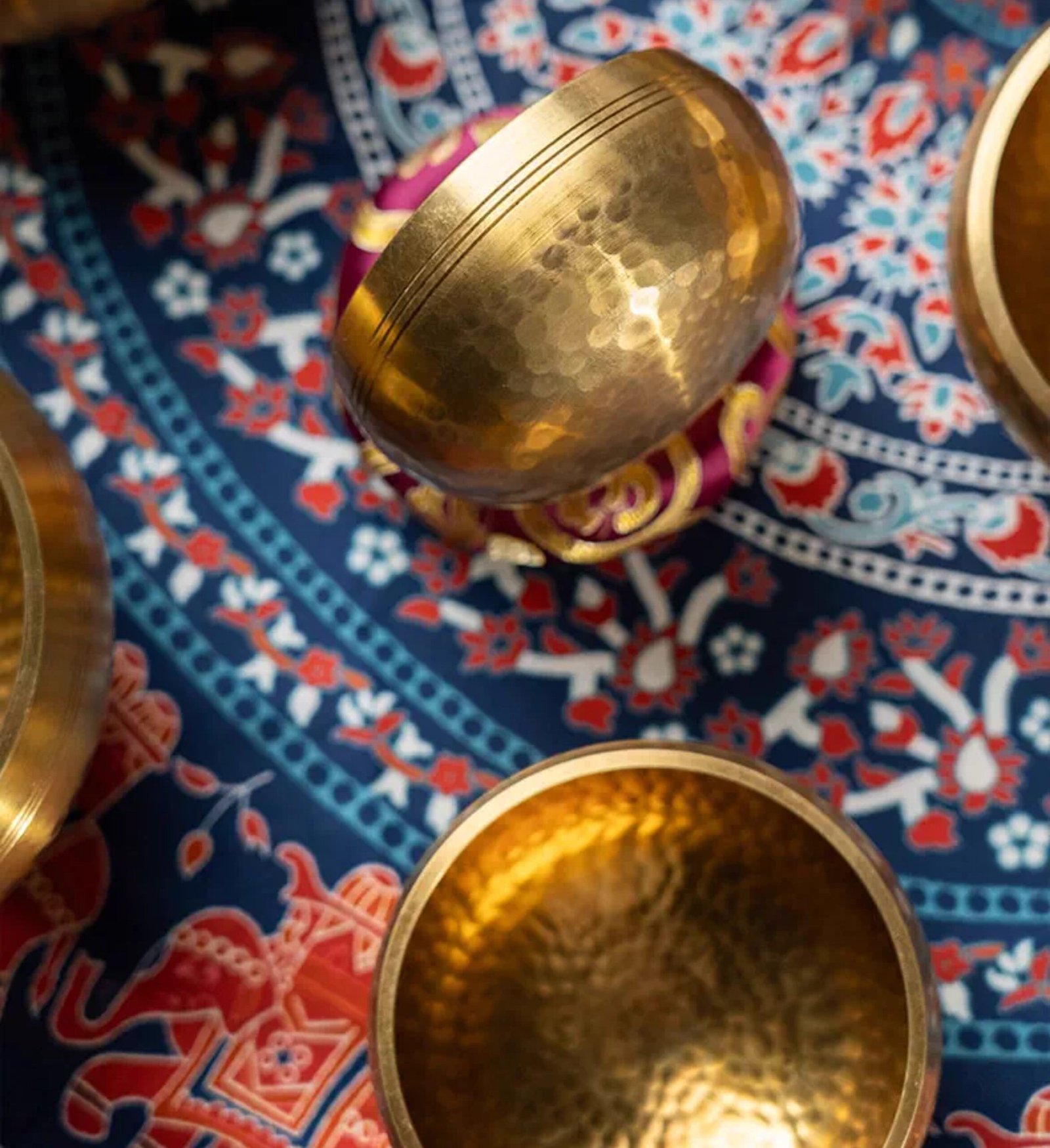 Handmade Copper Singing Bowl with wooden mallet for meditation