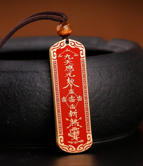 Chinese protection pendant for meditation