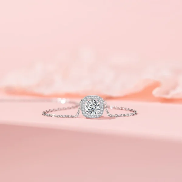 Titanium steel sugar cube necklace, JUSONG KLEIN jewelry, minimalist collarbone chain, cubic zirconia pendant, light luxury fashion necklace, women's minimalist jewelry, silver tone necklace, hypoallergenic necklace, tarnish-resistant accessory, affordable luxury jewelry, versatile daily wear necklace, niche design jewelry, elegant gift for her, modern minimalist style, sustainable materials, bohemian chic accessory, holistic wellness jewelry, cultural inspired design, artisan crafted, positive energy accessory.