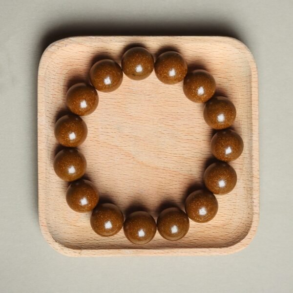 Ancient method of making incense beads bracelets with natural Chinese medicinal materials