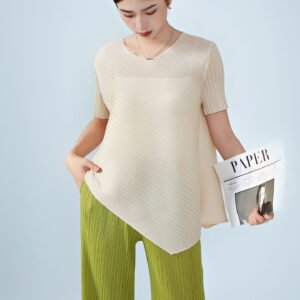 Iron-free travel versatile Miyake short-sleeved T-shirt for women's summer thin solid color loose irregular pleated top for women